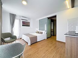 EMERALD SUN HOTEL