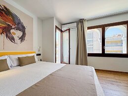 EMERALD SUN HOTEL
