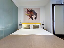 EMERALD SUN HOTEL