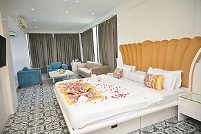Urvi Banquets & Guest House
