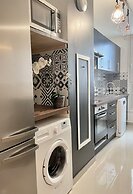 1593 Charonne