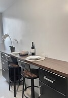 1593 Charonne