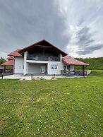 Estate Pavlić
