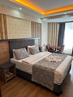 HOTEL PERA WHİTE