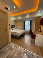 HOTEL PERA WHİTE