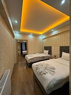 HOTEL PERA WHİTE