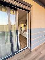 APARTMENT FREE SHUTTLE