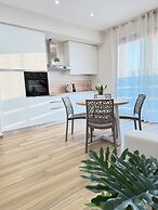 APARTMENT FREE SHUTTLE