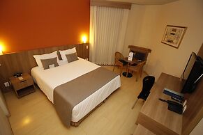 Actuall Convention by Summit Hotels