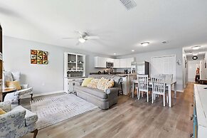Ocean Blue Haven - Stay for 6!