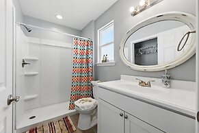 Ocean Blue Haven - Stay for 6!