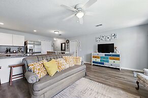 Ocean Blue Haven - Stay for 6!