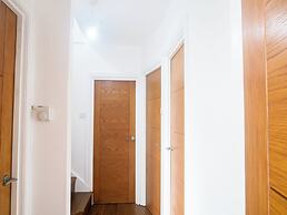 Spacious 6 Bedroom House in Bexleyheath