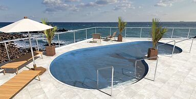 Livemax Resort Inamiseafront