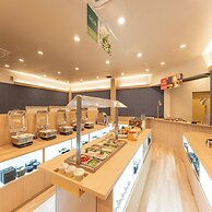 Livemax Resort Inamiseafront