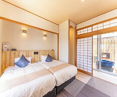 Livemax Resort Inamiseafront