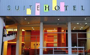 SUITE HOTEL CHROME