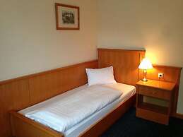 Eisenbocks Strasser Hof