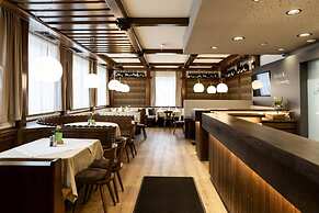 Eisenbocks Strasser Hof