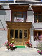 Napishu guest house