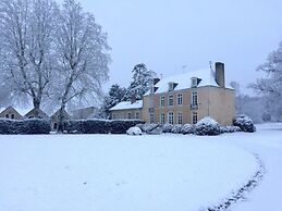 Live the Chateau Dream in the Loire Countryside
