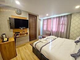 ASIAN COMFORT