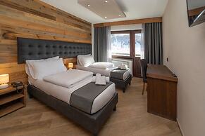 Hotiday Sestriere Ski Run