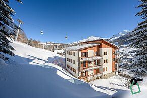 Hotiday Sestriere Ski Run