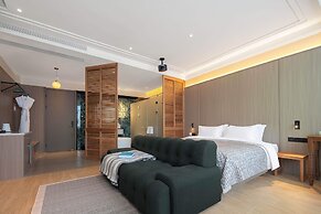 Mudita City Hotel
