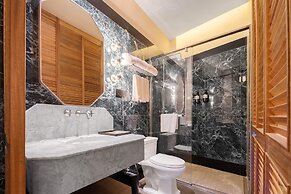 Mudita City Hotel