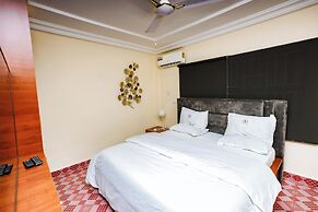 Bawuah Royal Apartments