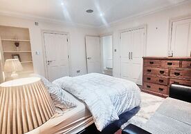 Luxurious & Spacious 2BR