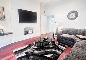 Luxurious & Spacious 2BR