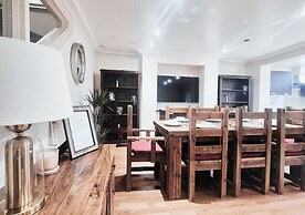 Luxurious & Spacious 2BR