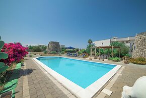 Tenuta Apollonio Pool & Relax