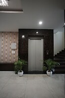 HOTEL S R GRAND
