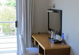 Woodlane Hotel
