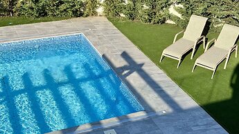 Sunrise Villa With Private Pool