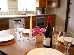 Newstead Farmhouse