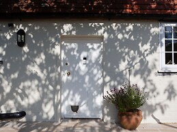 Newstead Farmhouse