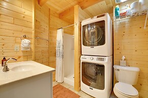 'pine Knob' Cabin w/ Snowy Bluff Views in Mindoro!