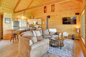 'pine Knob' Cabin w/ Snowy Bluff Views in Mindoro!