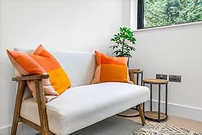 Peppard Loft - From 110 Per Night
