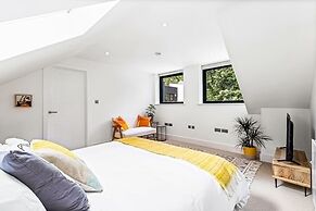 Peppard Loft - From 110 Per Night