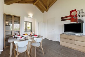 Viola Apartment