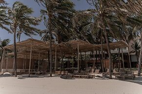 Mana Cumbuco Hotel