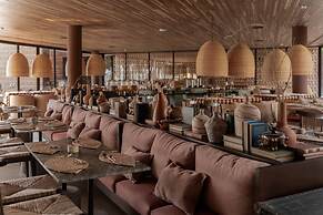 Mana Cumbuco Hotel
