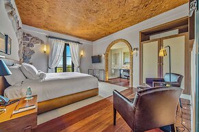Hotel Borgo Del Vino