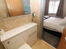 Spacious Cottage Number 5