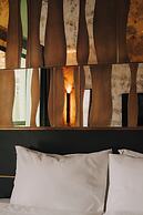 The Cyrus Hotel